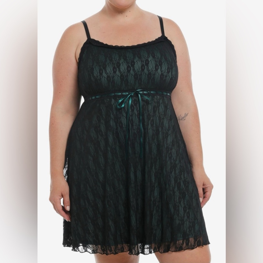 Cosmic Aura Black & Green Slip Dress - Plus Size 5